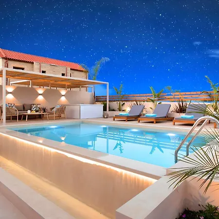 Hidden Gem Private Pool & Heated Jaccuzzi Villa *